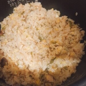 家にある調味料で！炊飯器でパラパラチャーハン